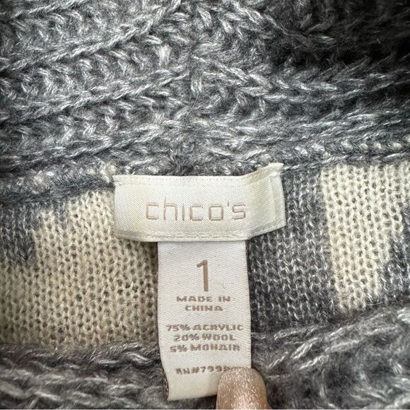 Chicos Turtle Neck Quarter Sleeve Sweater Size 1(8) - Picture 8 of 9